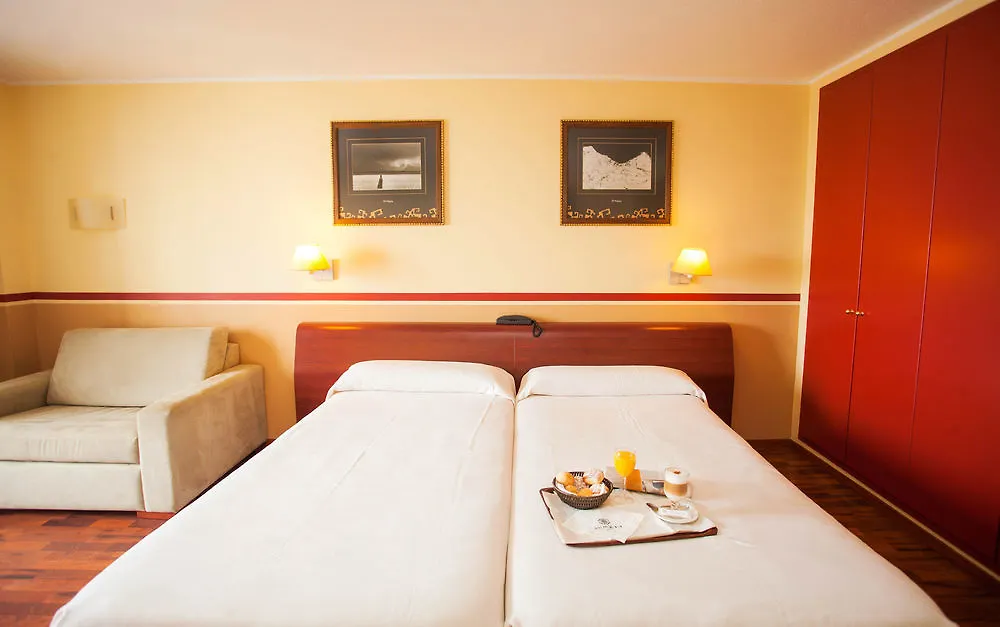 Hotel Grand Pas Pas De La Casa